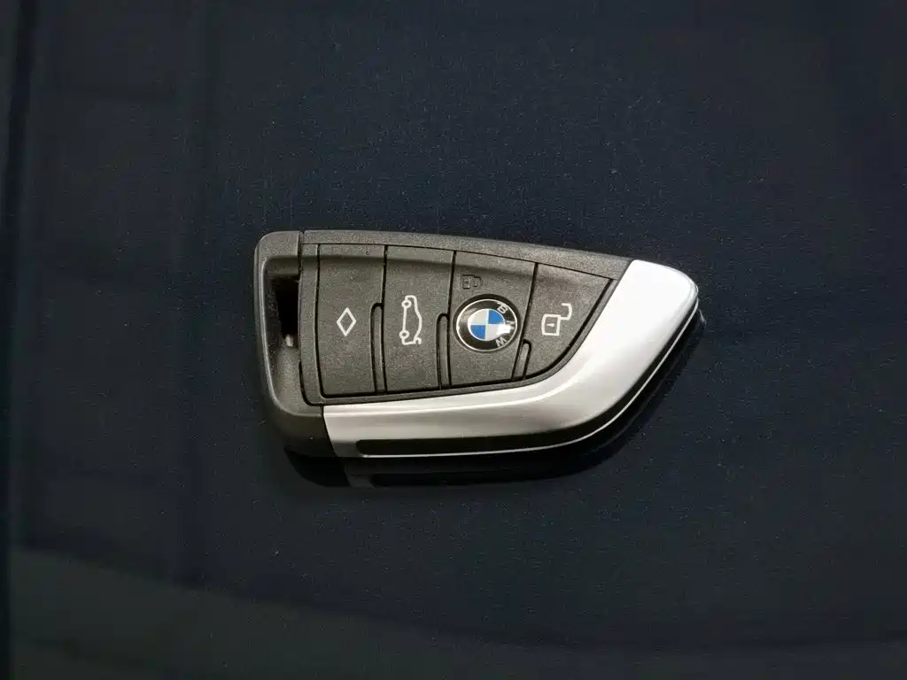 BMW 3 Series — миниатюра 19