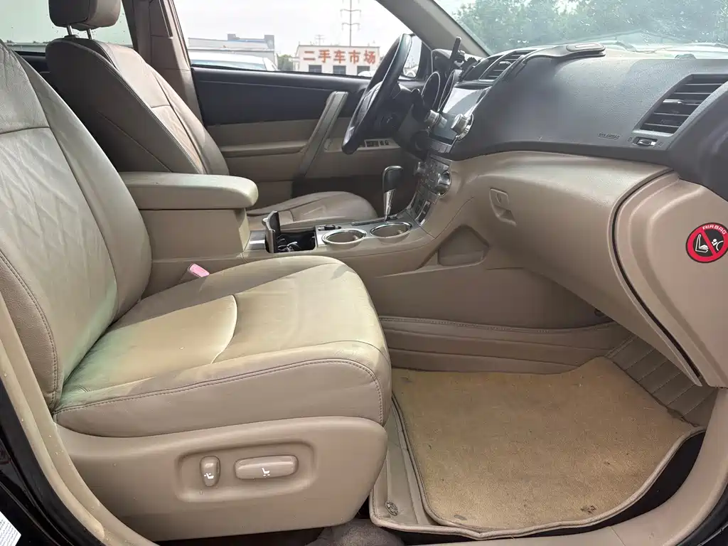 Toyota Highlander — миниатюра 12