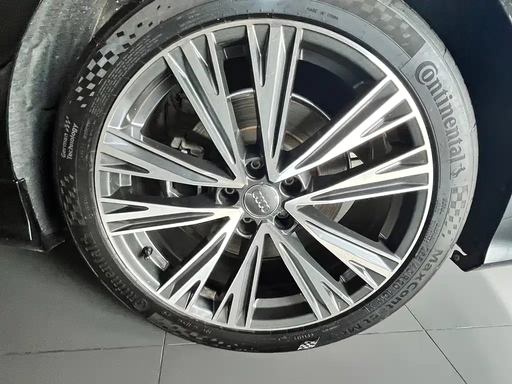Audi A6L — миниатюра 13