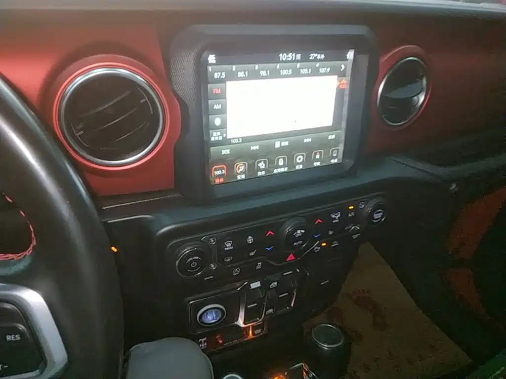 Jeep Wrangler — миниатюра 13