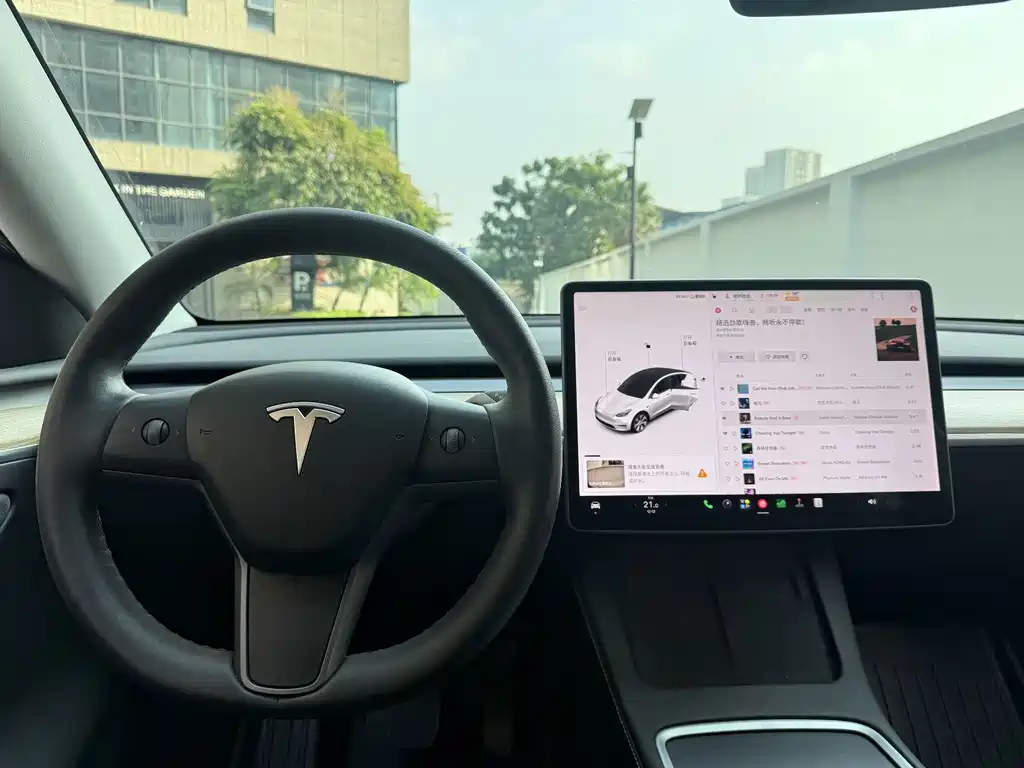 Tesla Model Y — фотографии объявления, Фото 17