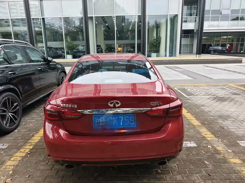 Infiniti Q50L — миниатюра 3