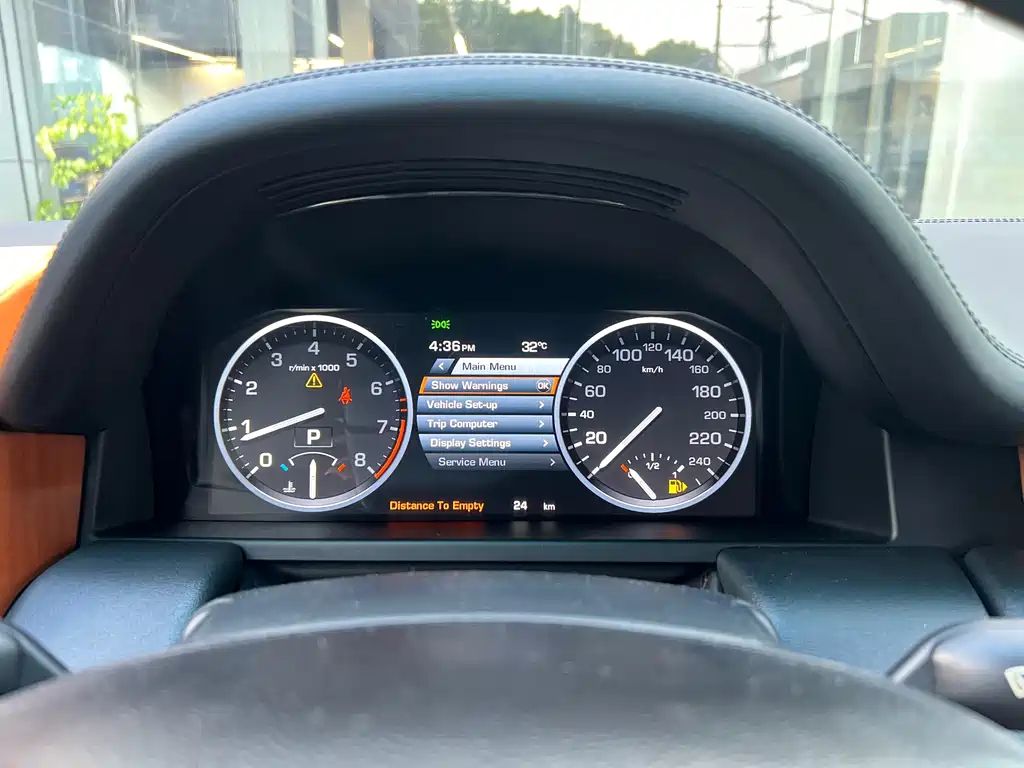 Land Rover Range Rover — миниатюра 10