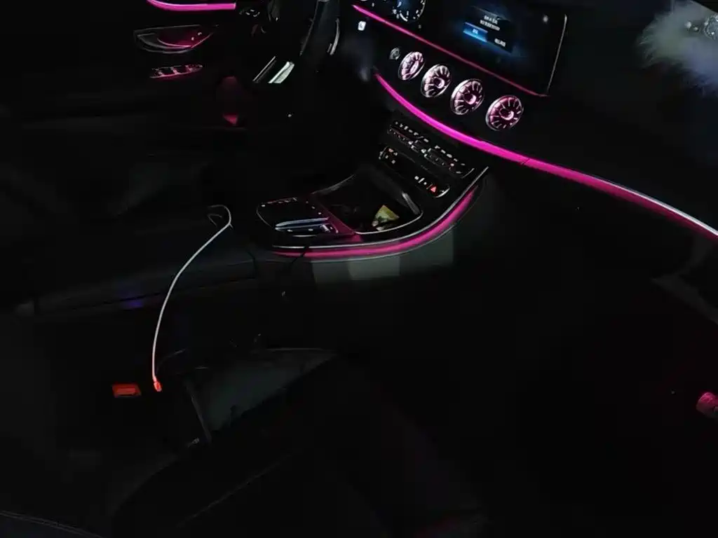 Mercedes-Benz E-Class (Import) — миниатюра 7