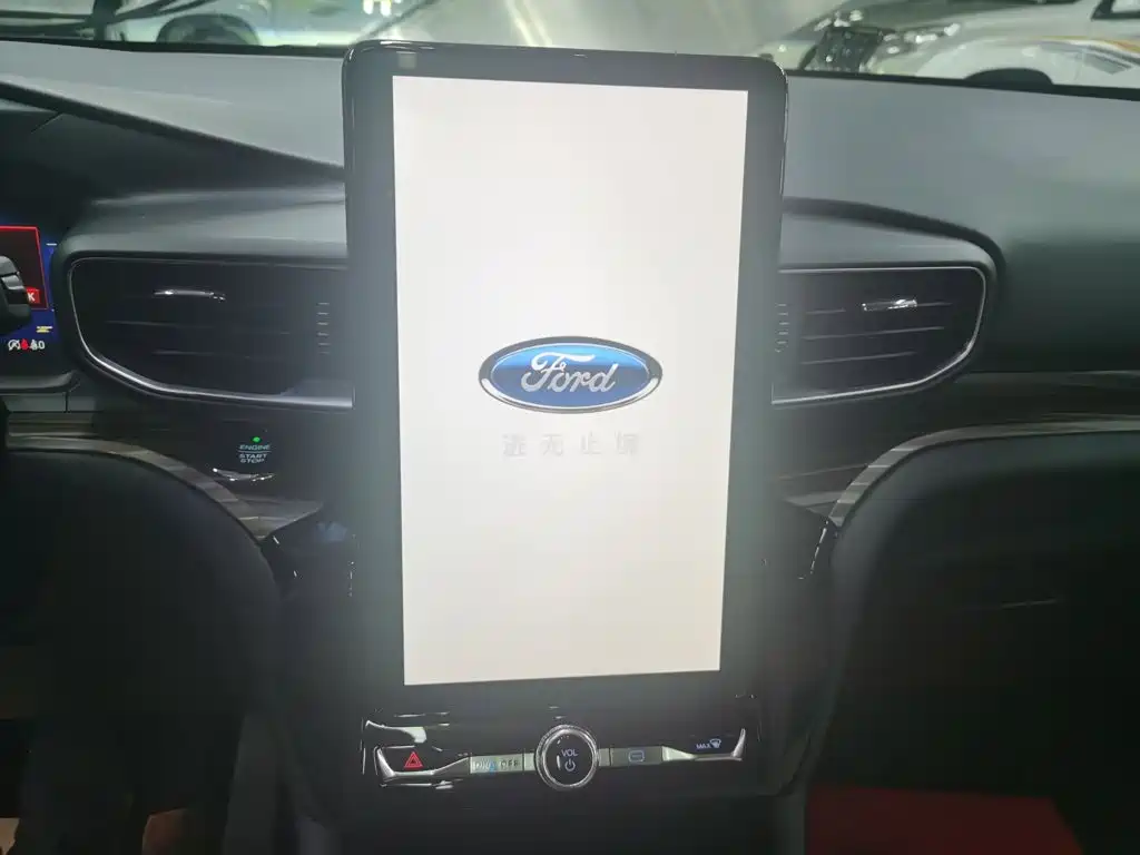 Ford Explorer — миниатюра 16