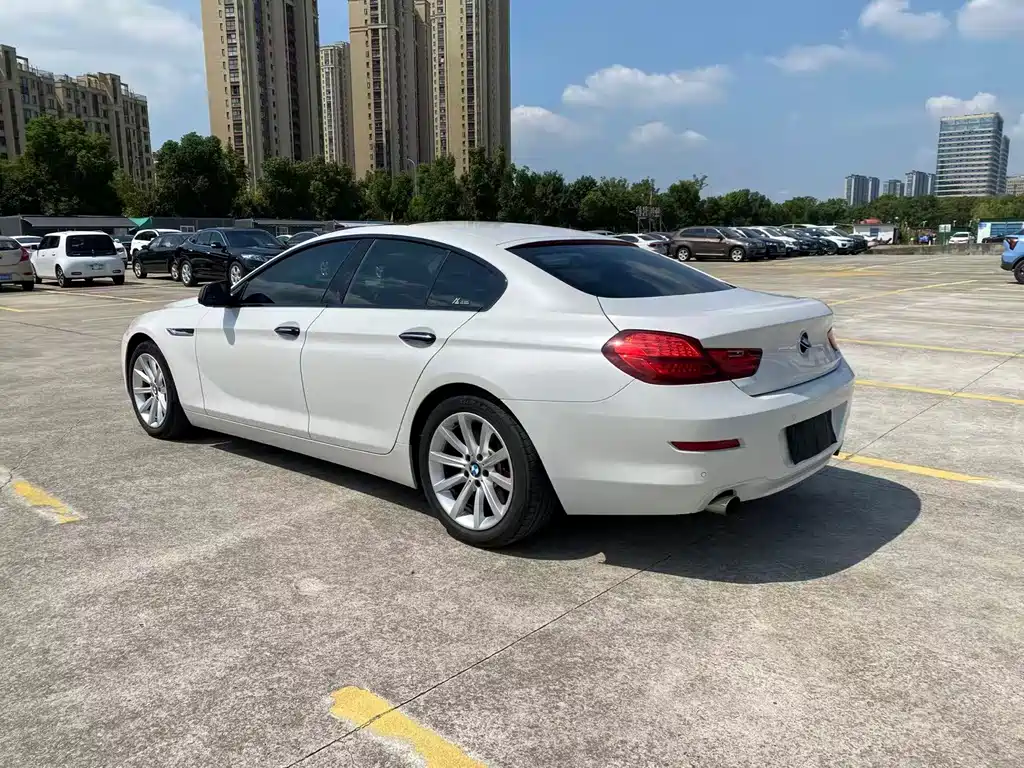 BMW 6 Series — миниатюра 12
