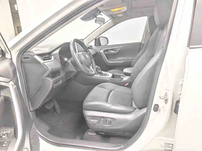 Toyota Wildlander — миниатюра 7