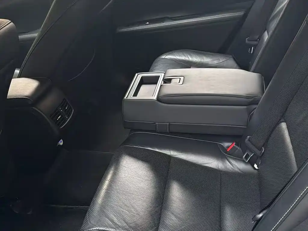 Lexus ES — миниатюра 6