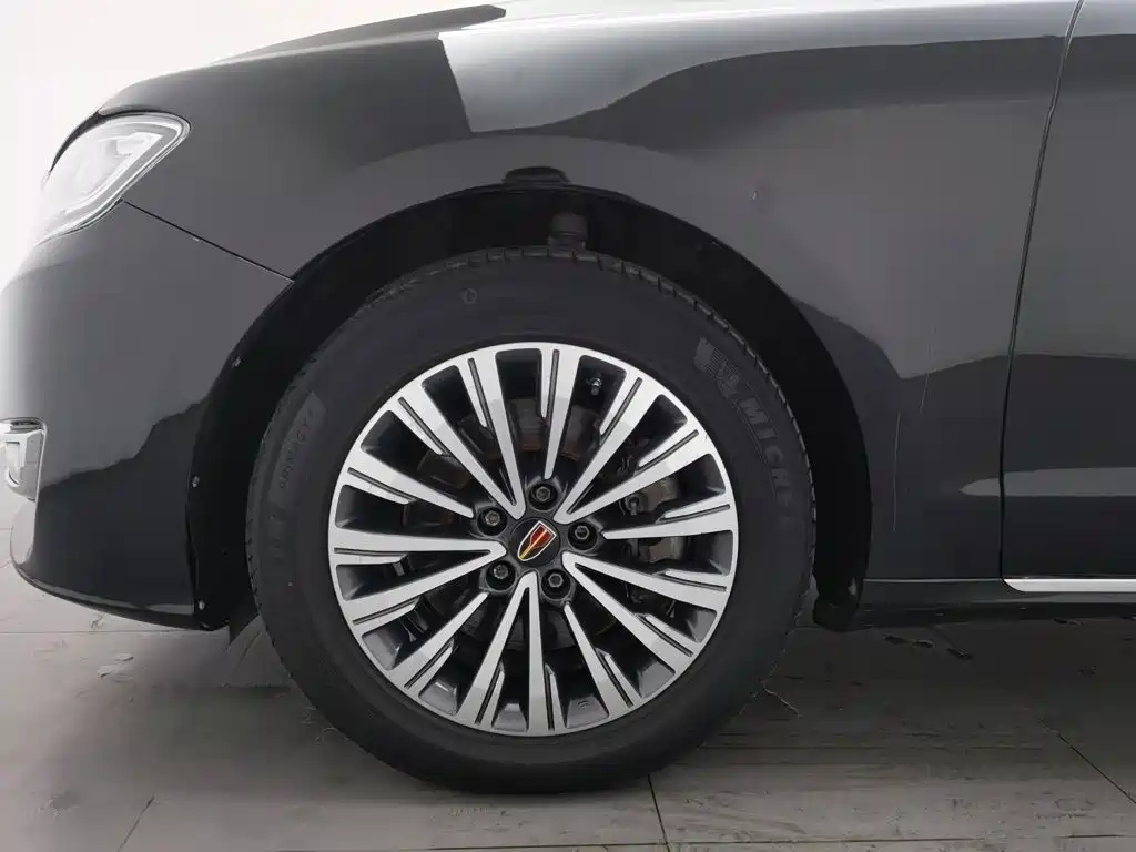 Hongqi Hongqi H7 — миниатюра 17