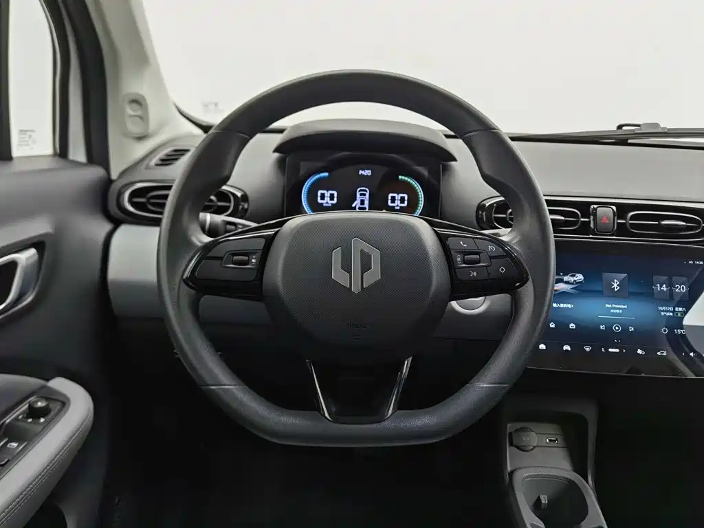 Leapmotor Leapmotor T03 — миниатюра 11