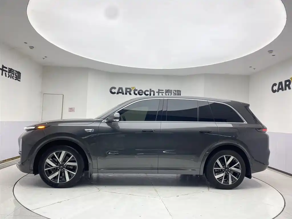 Li Auto L8 2023 Pro