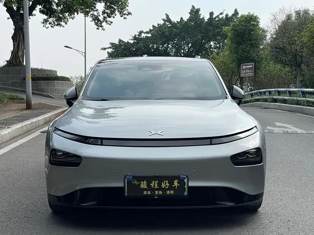 XPeng P7 — миниатюра 2