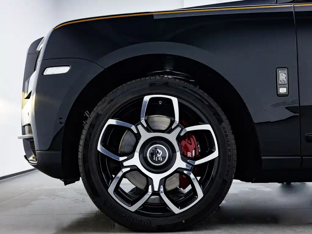 Rolls-Royce Cullinan 2024 Black Badge