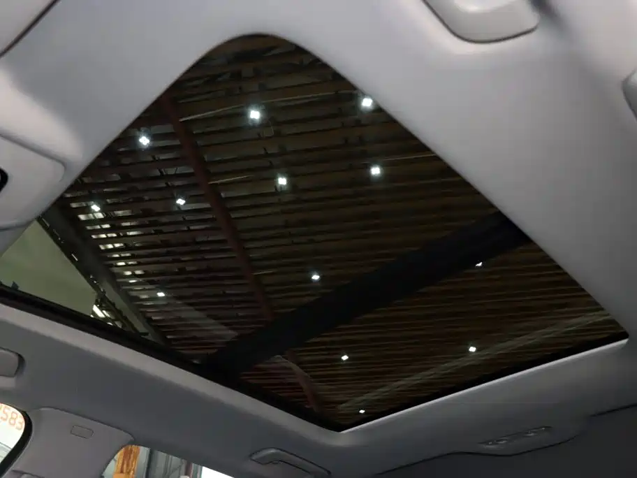 Audi A4L — миниатюра 16