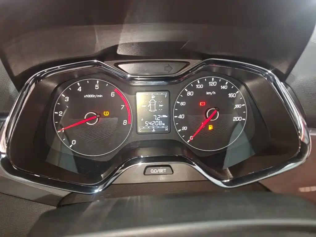 Baojun 310W — миниатюра 12