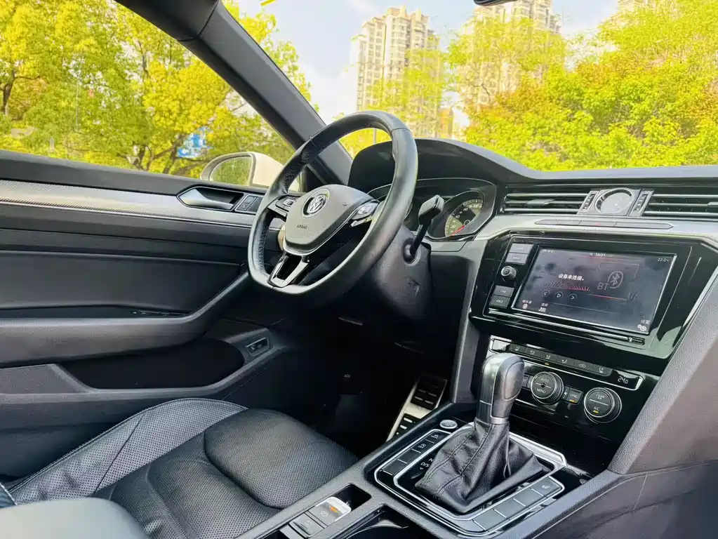 Volkswagen FAW - Passat CC CC 2019 330TSI VI