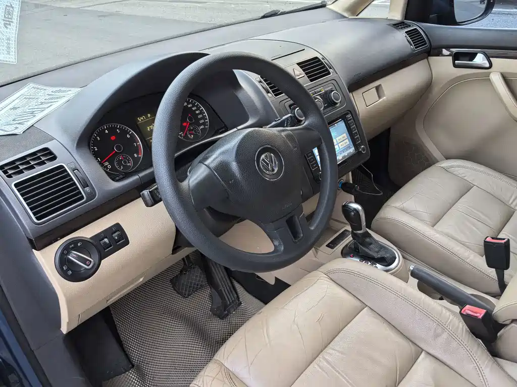 Volkswagen Touran — миниатюра 13