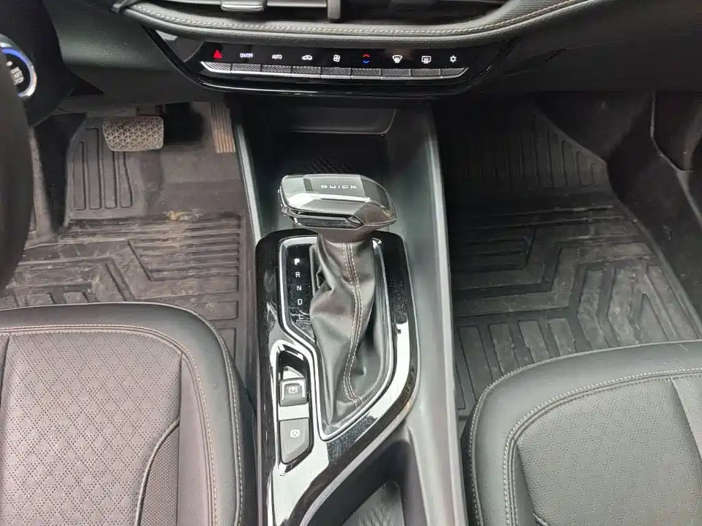 Buick Verano — миниатюра 14