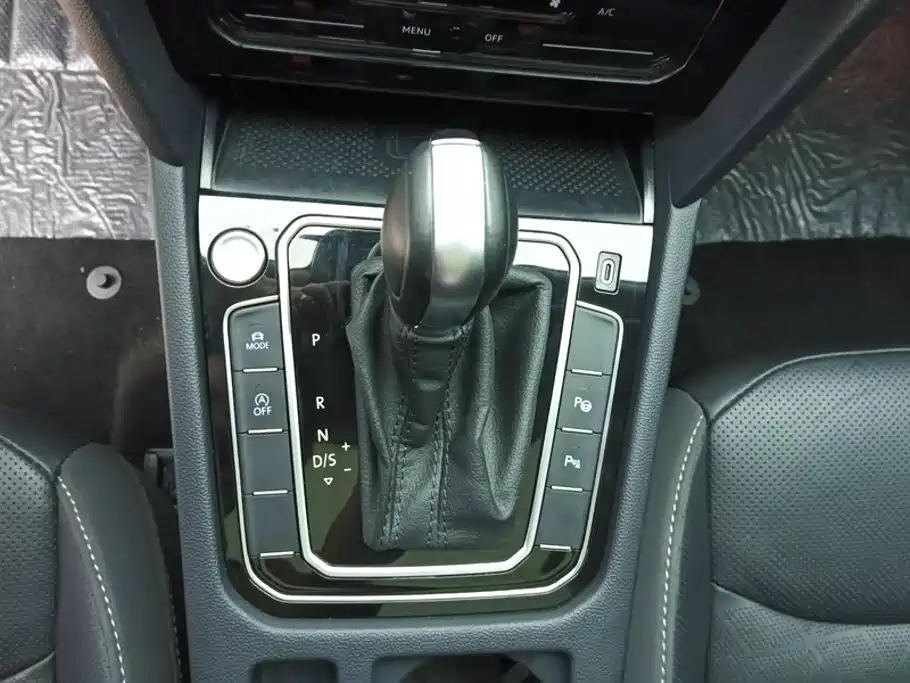 Volkswagen CC — миниатюра 16