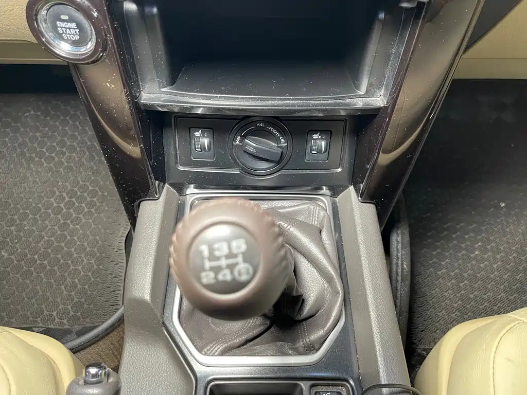 Toyota Prado — миниатюра 13