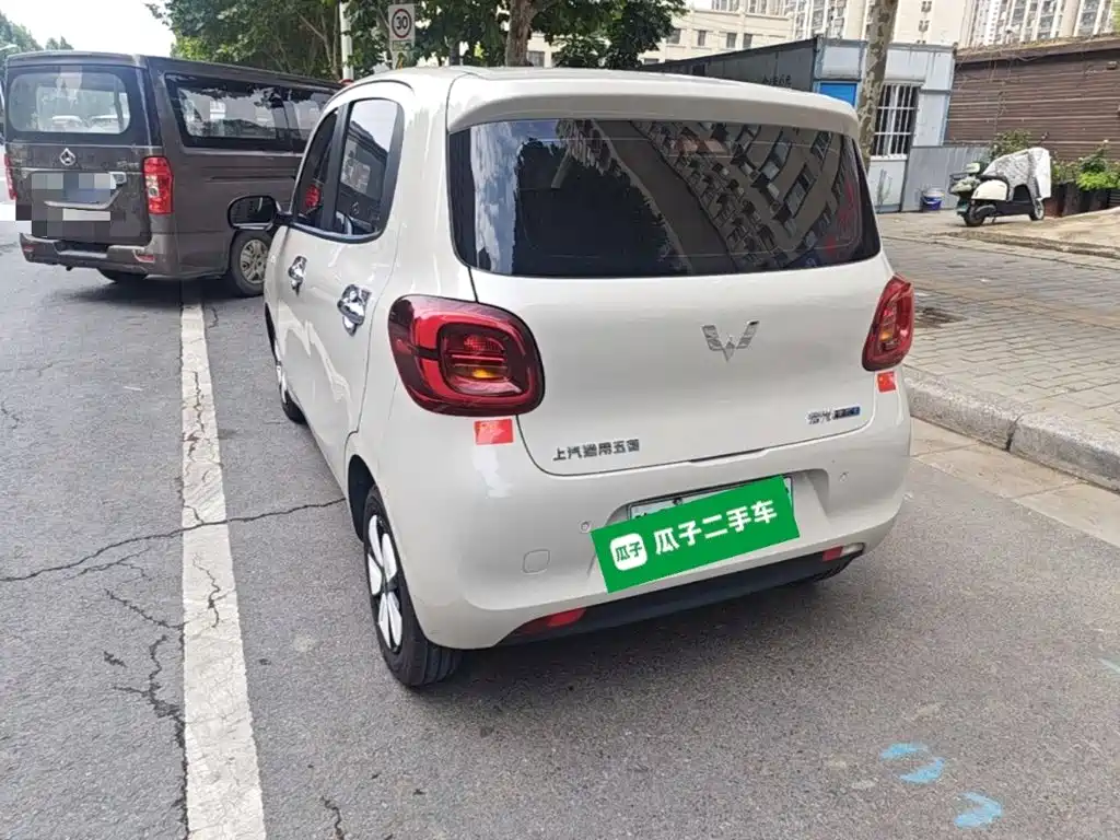 Wuling MINIEV — миниатюра 5