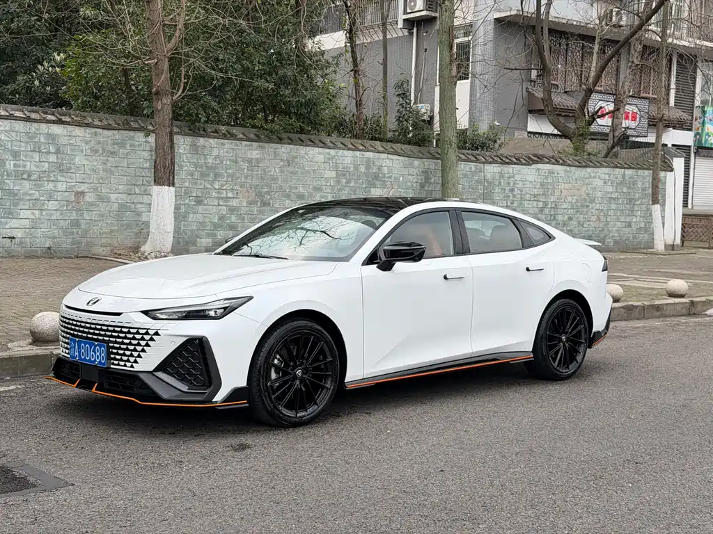 Changan UNI-V 2024