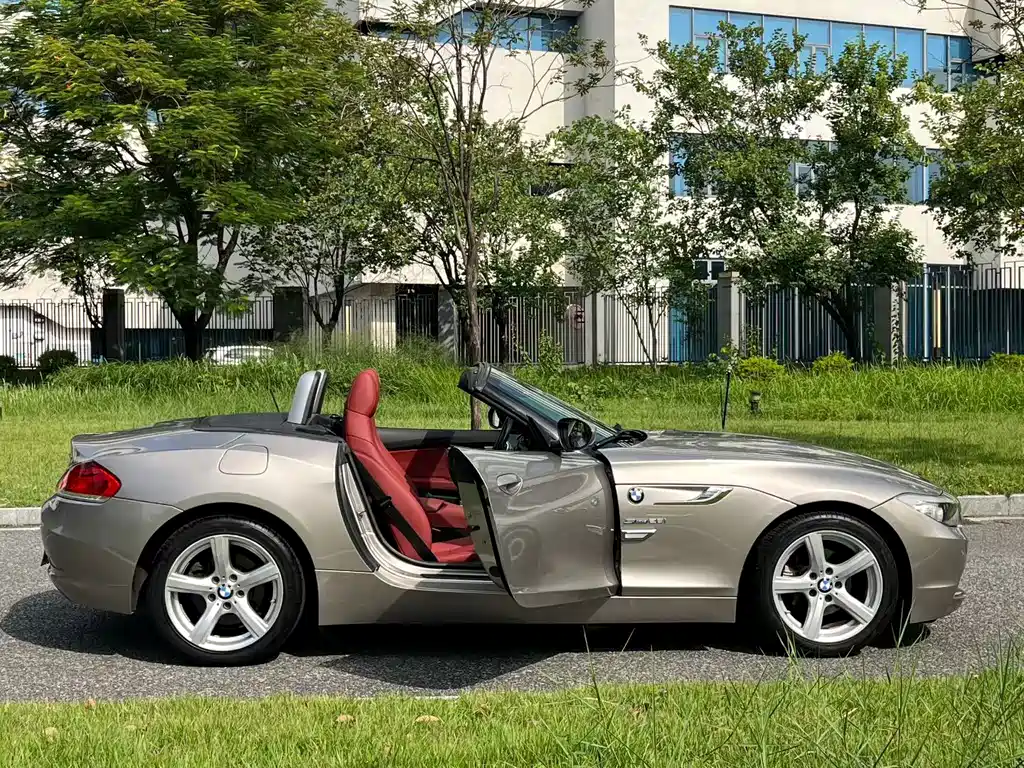 BMW Z4 — миниатюра 8