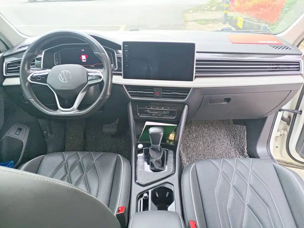 Volkswagen Tiguan L — миниатюра 10
