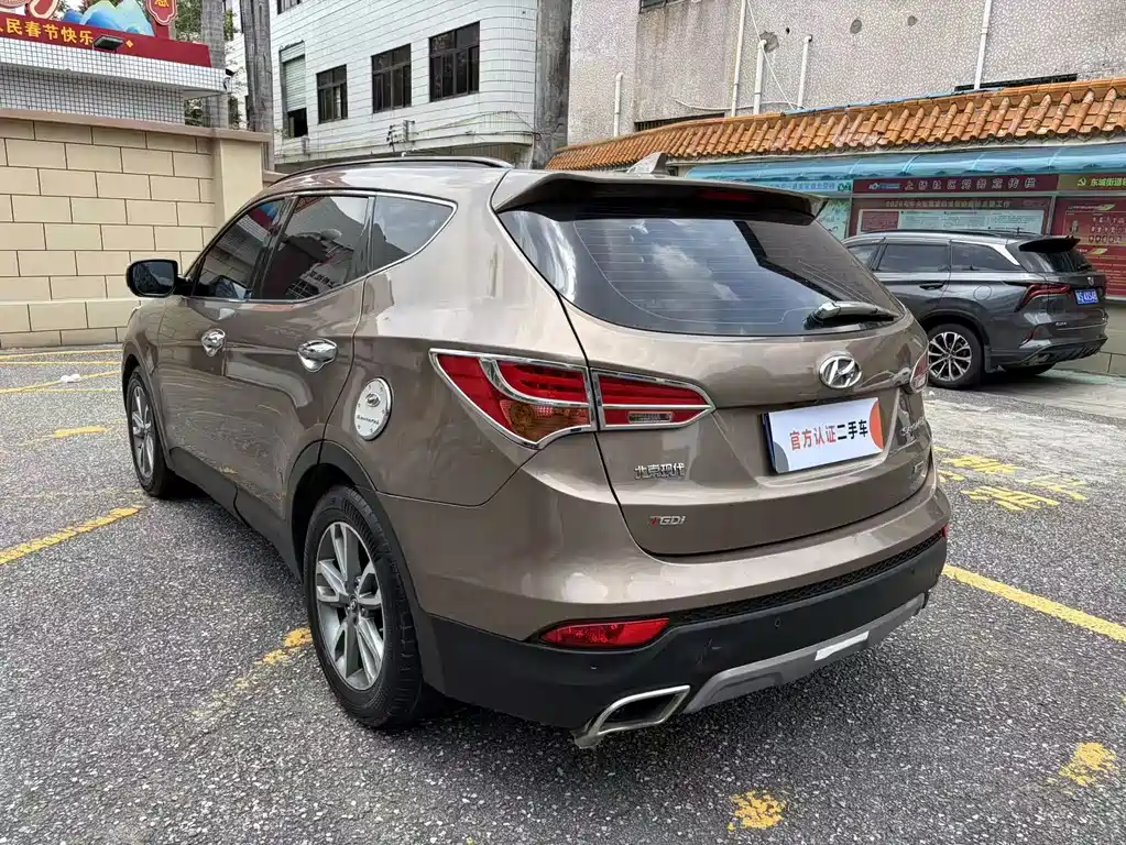 Hyundai Santa Fe — миниатюра 7