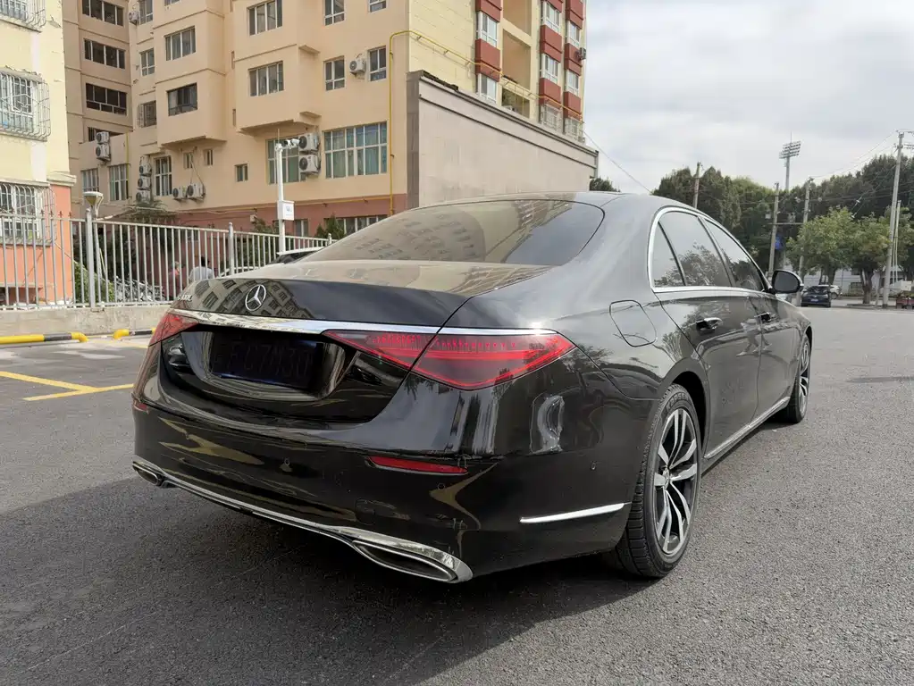 Mercedes-Benz S-Class — миниатюра 8