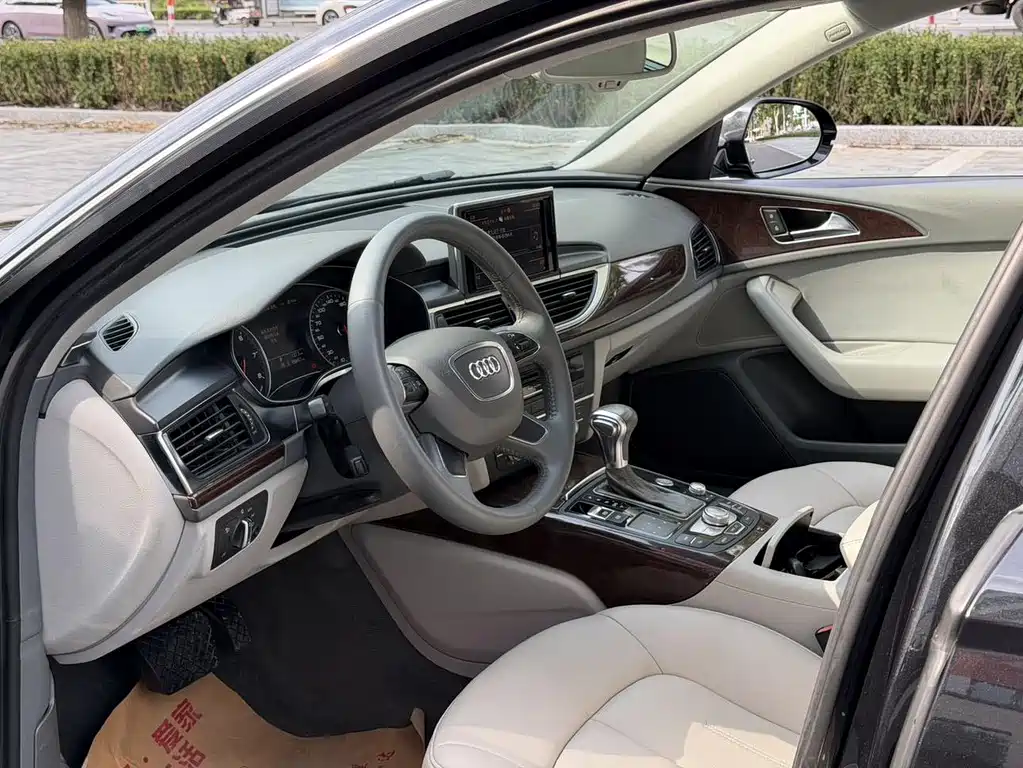 Audi A6L — миниатюра 10