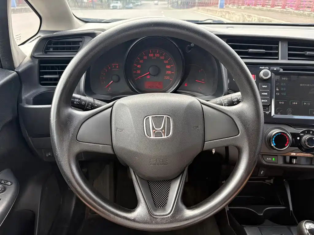 Honda Fit — миниатюра 16