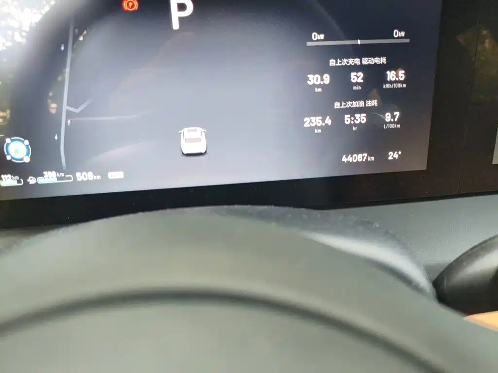 Li Auto Li ONE — миниатюра 8