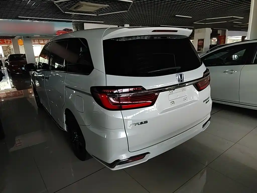 Honda Odyssey 2022 2.0L e:HEV