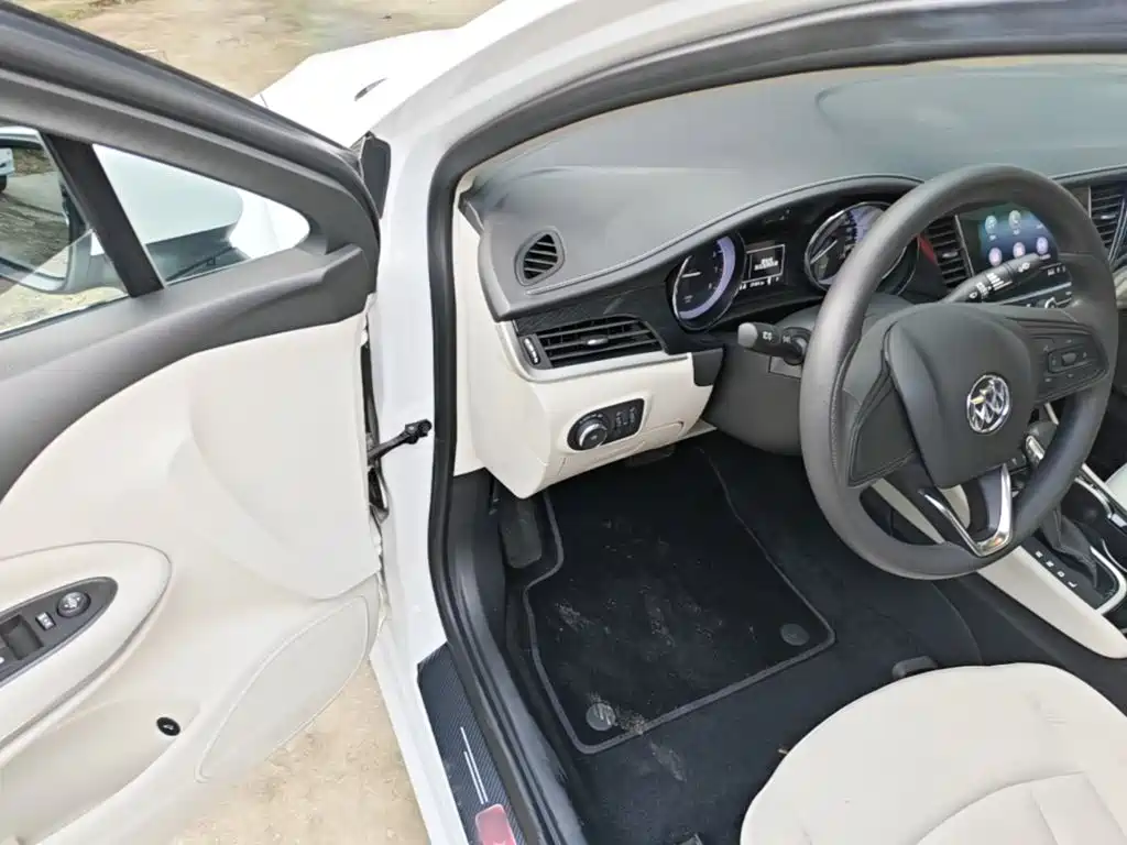 Buick Verano — миниатюра 16