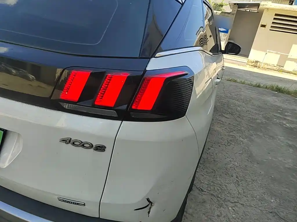 Peugeot 4008 — миниатюра 8