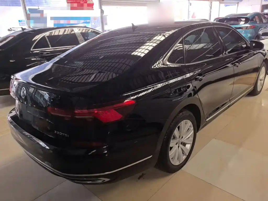 Volkswagen Passat — миниатюра 7