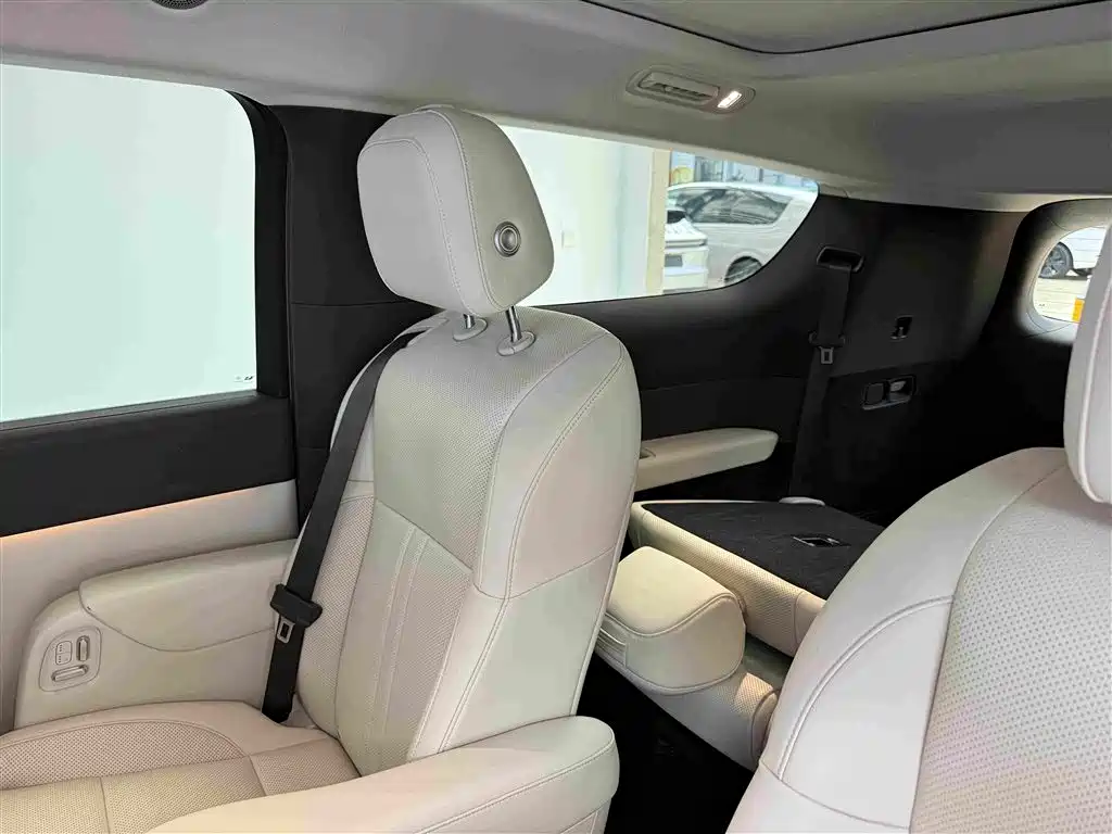 Li Auto Li MEGA — миниатюра 6