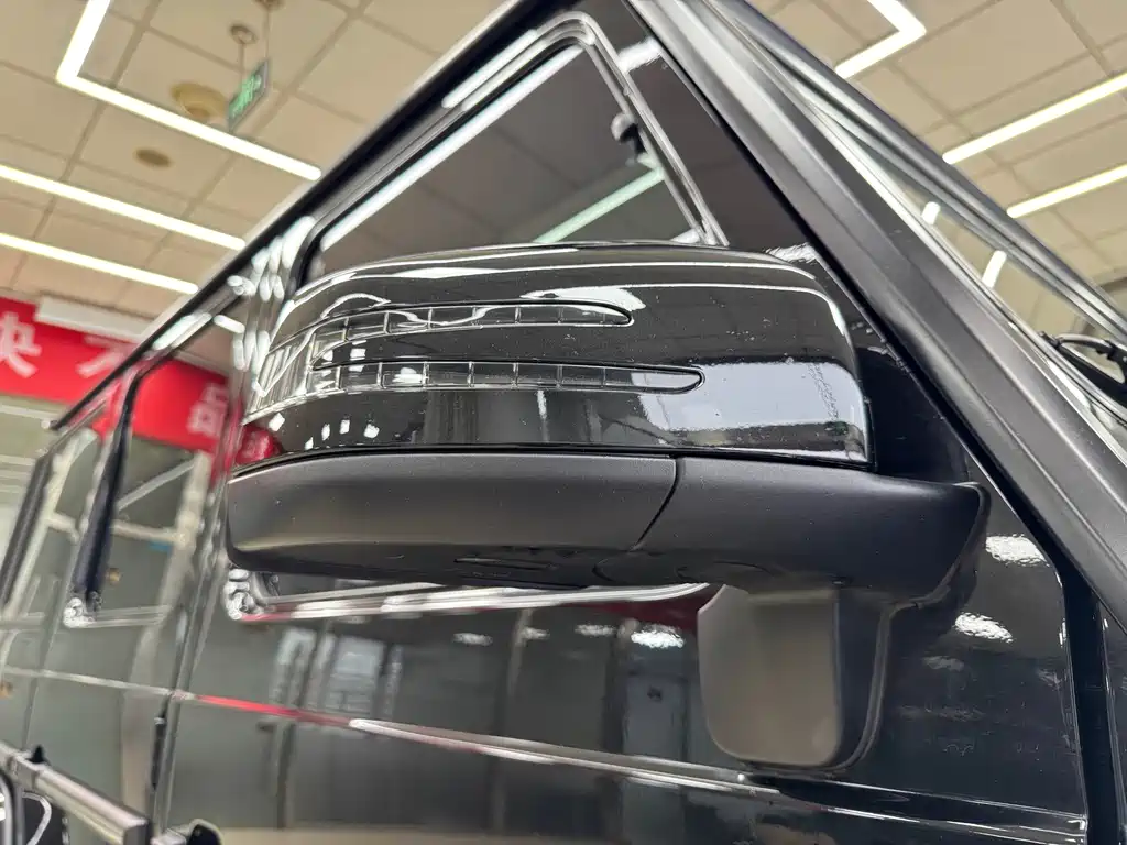 Mercedes-Benz G-Class — миниатюра 18