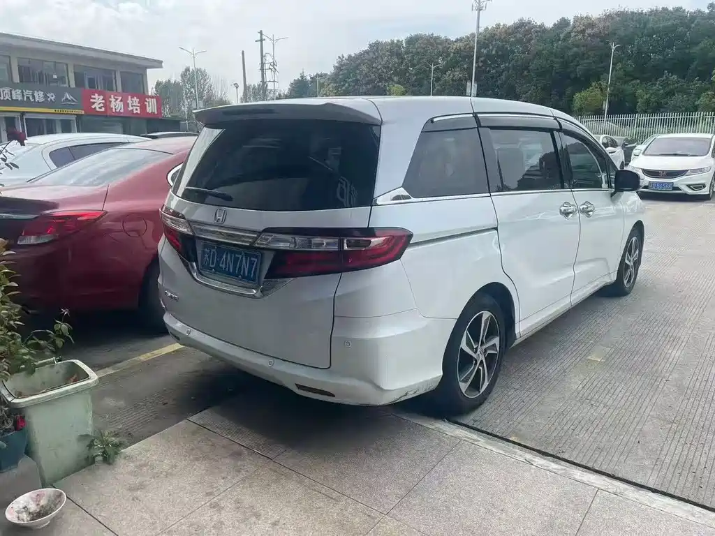 Honda Odyssey — миниатюра 3