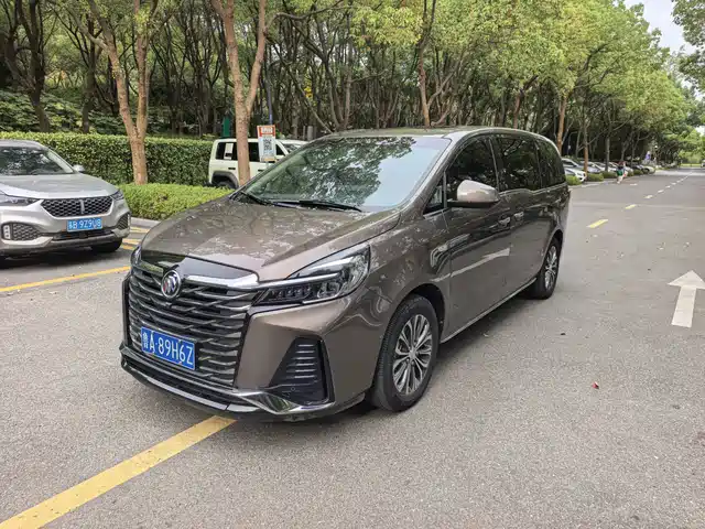 Buick GL8