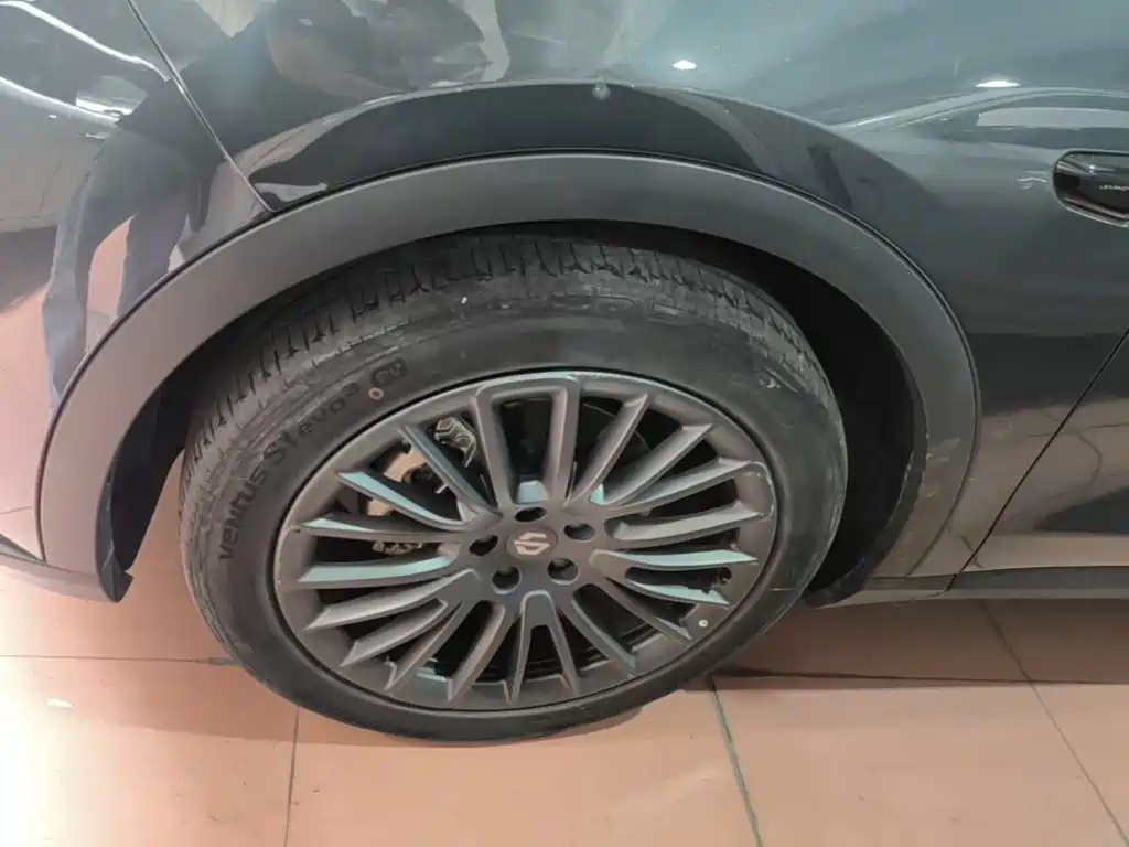 Leapmotor Leapmotor C11 — миниатюра 23