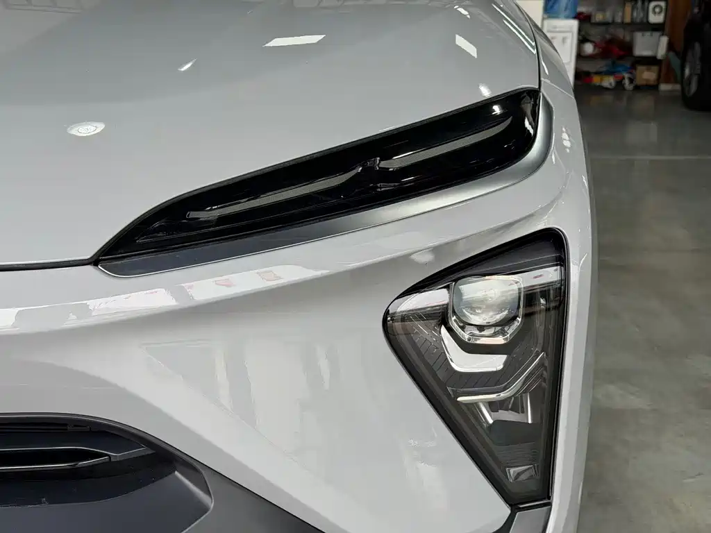 NIO EC6 — миниатюра 3
