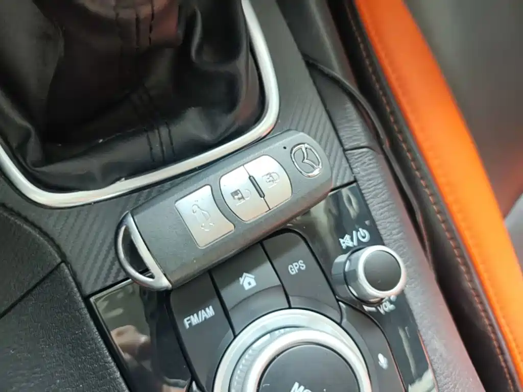 Mazda 3 Axela — миниатюра 17