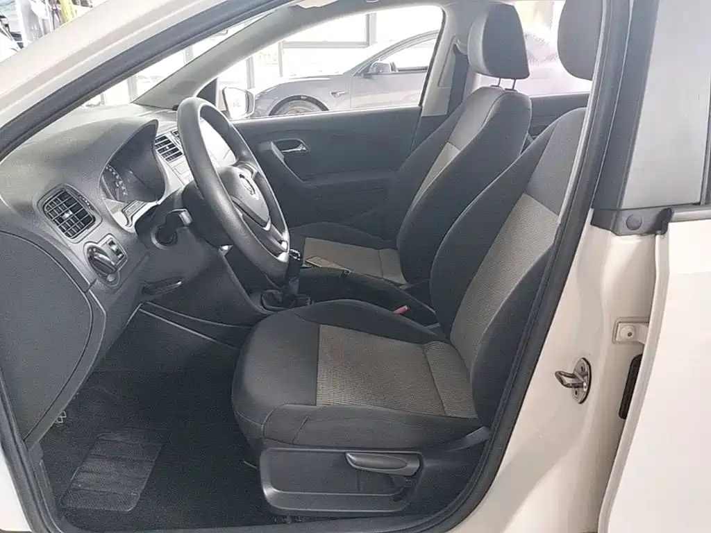 Volkswagen Polo — миниатюра 15