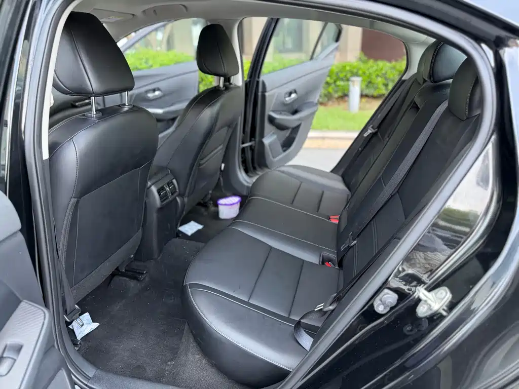 Nissan Sylphy 2021 1.6L XL CVT Enjoy