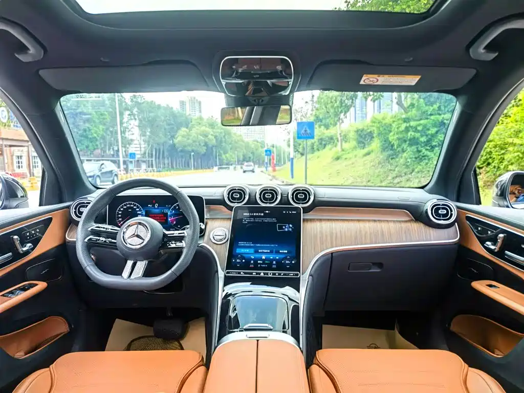 Mercedes-Benz GLC 2024 GLC 300 L 4MATIC 5 мест
