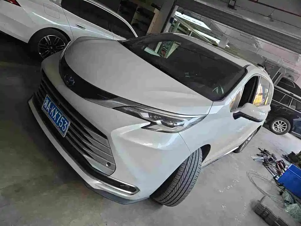 Toyota Sienna 2022