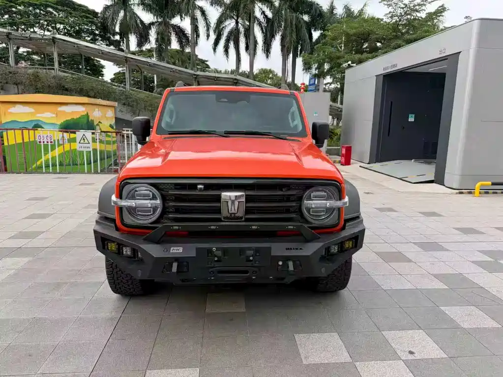 Tank Tank 300 2022