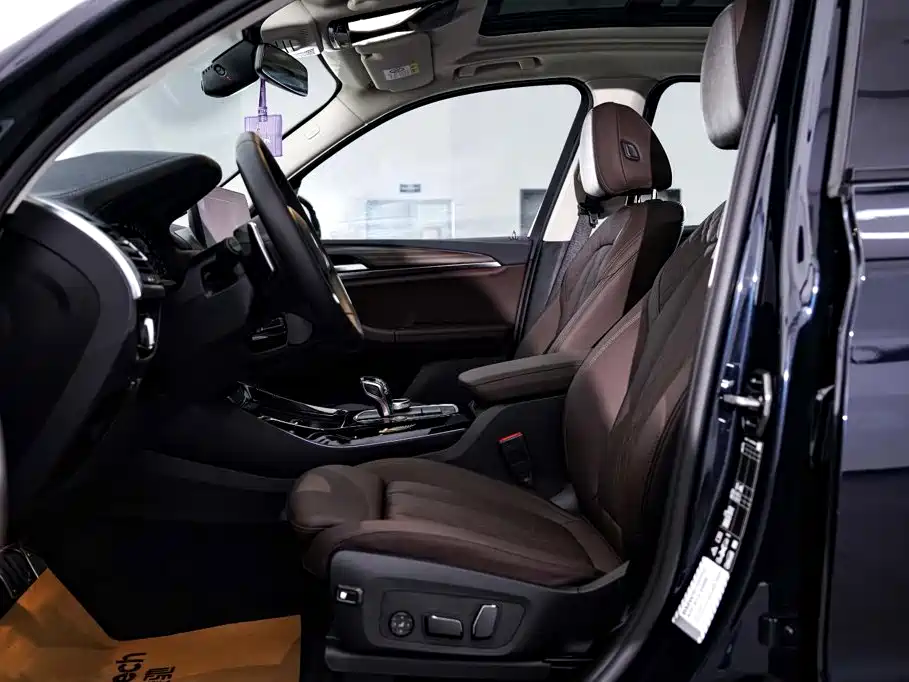 BMW X3 — миниатюра 18